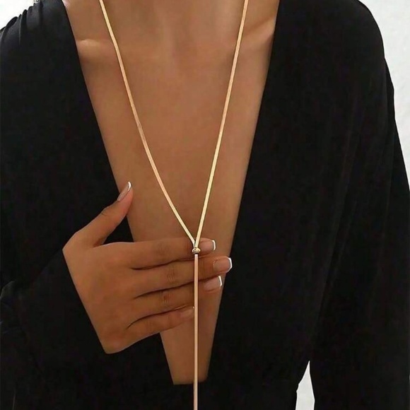 Gold Adjustable Lariat Necklace — Sleek Modern Y-Chain Design - Picture 2 of 3